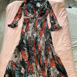 Dress size L brand new